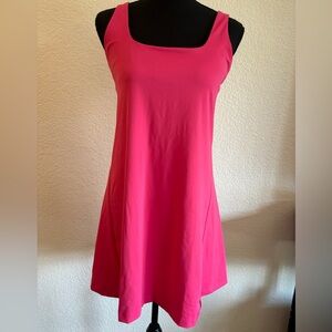 Old Navy Athletic dress with phone pocket Size Medium Petite, pink
